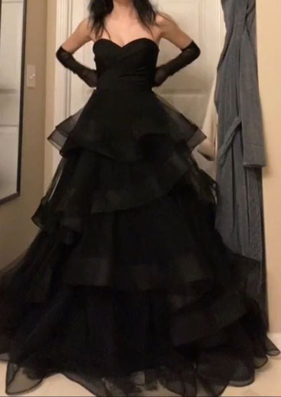 Vintage Ball Gowns Strapless Sleeveless Long Tulle Black Prom Dresses