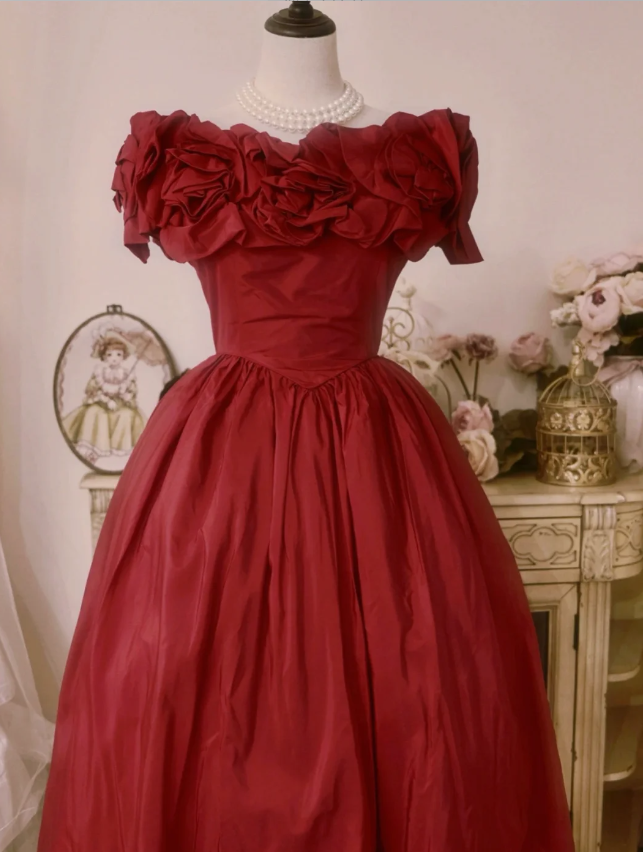 Vintage Court Red Bow Off-The-Shoulder Satin Ball Gown Evening Dresses