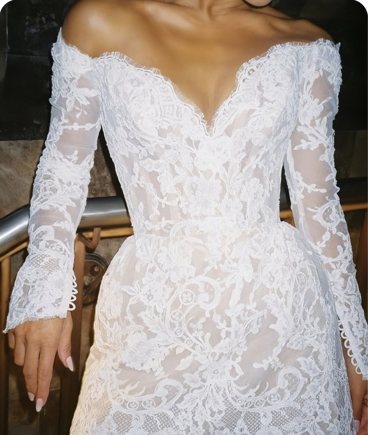 White Lace Bridal Dresses, Long Sleeves Mini Wedding Gowns,