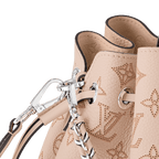 Louis Vuitton Bella Tote M22615